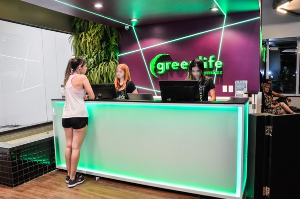 Greenlife anuncia nova vaga para Recepcionista e mais 04 funções