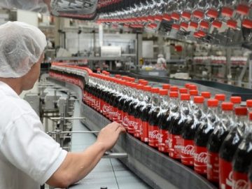 Sem experiência: Solar Coca-Cola oferece nova vaga para Auxiliar de Produção